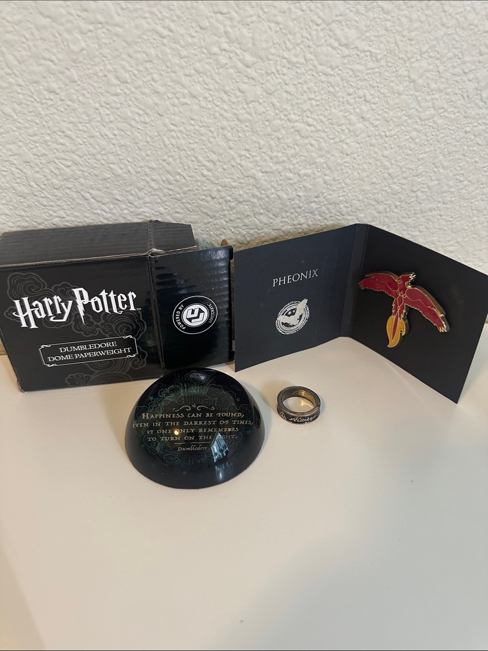 Harry Potter Dumbledore Dome Paperweight with Phoenix Pin & Ring